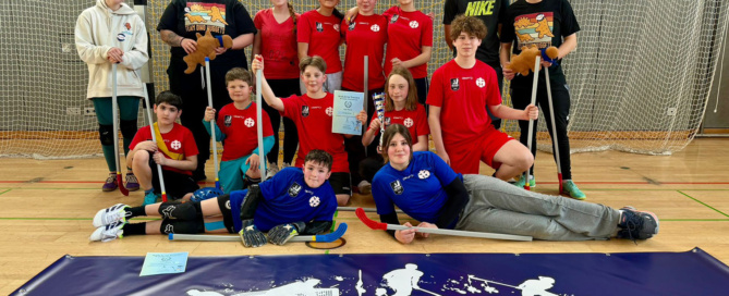 Jupfi-Hockeyturnier 2026 - Gruppenfoto des Gewinnerteams